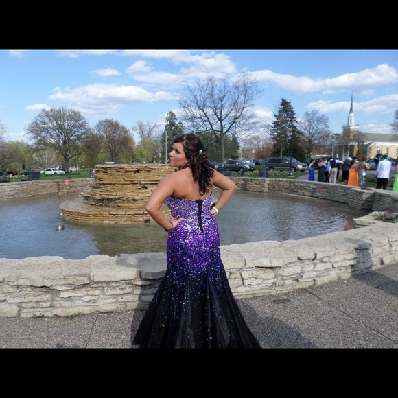 Purple/black prom dress! - Picture 2 of 4